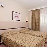 Aparthotel Royalisa