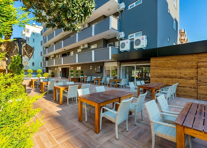 Royalisa 公寓式酒店 阿拉尼亚