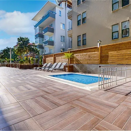 Royalisa Apartmanhotel